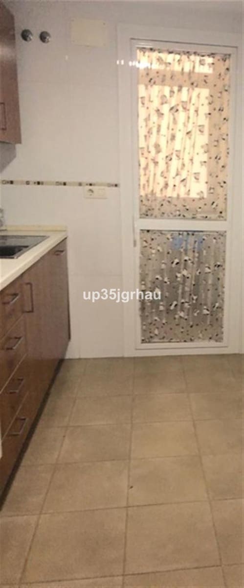 2 quarto Apartamento para venda em Estepona com piscina - 369 900 € (Ref: 10004533)
