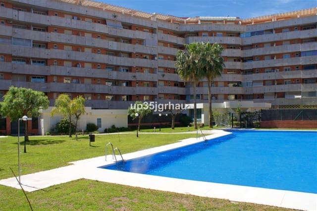 2 quarto Apartamento para venda em Estepona com piscina - 369 900 € (Ref: 10004533)