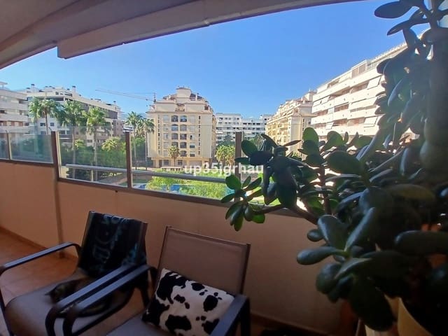 2 Zimmer Apartment zu verkaufen in Estepona mit Pool - 369.900 € (Ref: 10004533)
