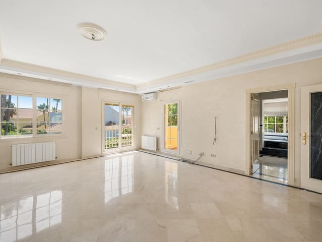 5 chambre Villa/Maison à vendre à Marbella avec piscine - 2 600 000 € (Ref: 10004535)