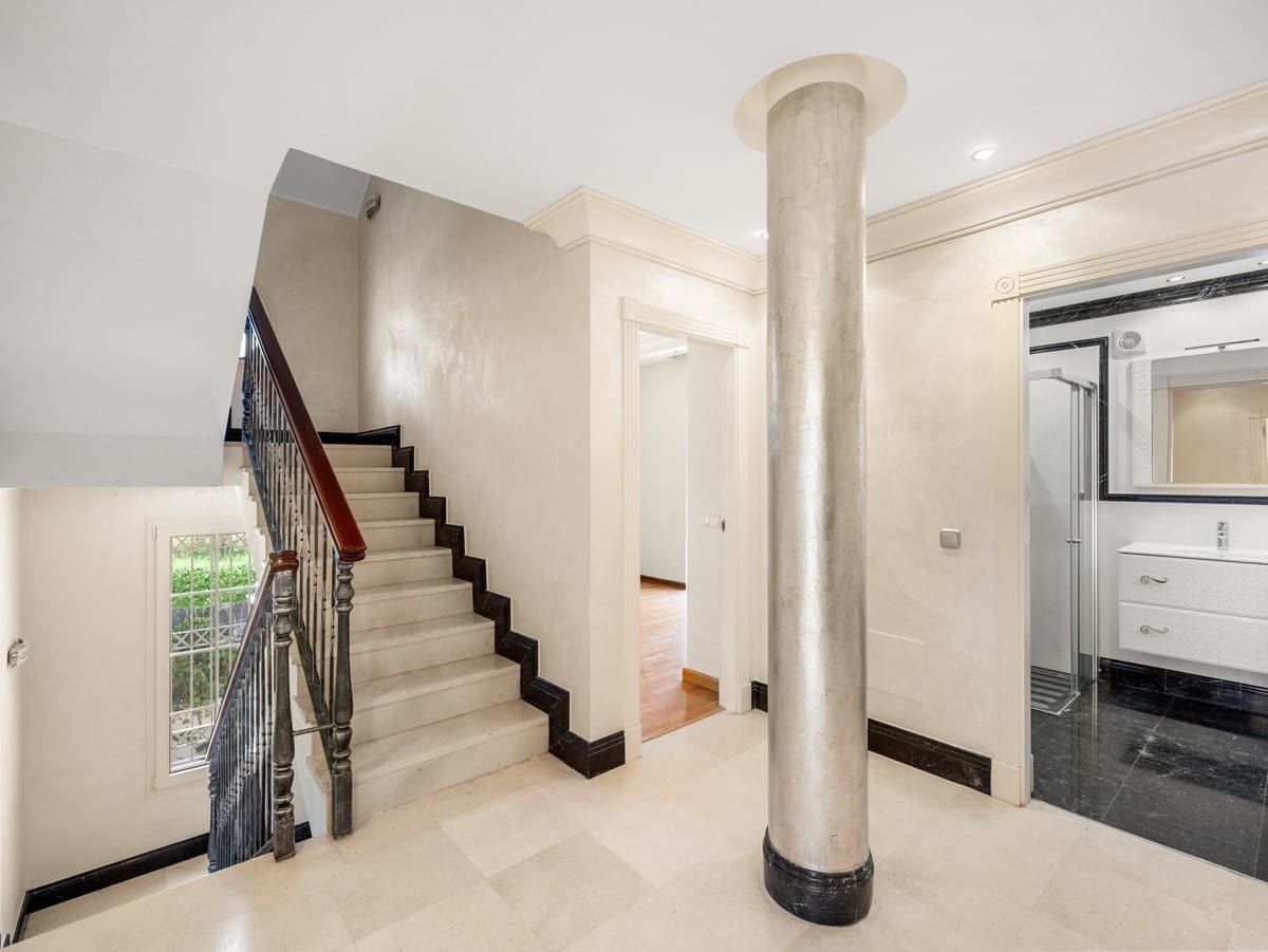 5 chambre Villa/Maison à vendre à Marbella avec piscine - 2 600 000 € (Ref: 10004535)