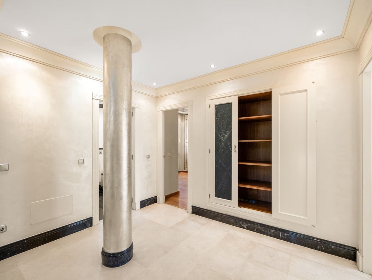 5 chambre Villa/Maison à vendre à Marbella avec piscine - 2 600 000 € (Ref: 10004535)