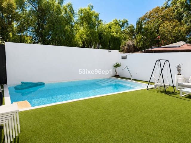 Pareado de 3 habitaciones en Nueva Andalucia, Marbella en venta con piscina garaje - 1.200.000 € (Ref: 10004918)