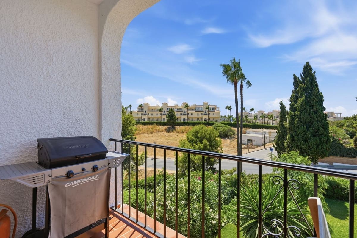 2 bedroom Apartment for sale in El Chaparral with pool - € 295,000 (Ref: 10004920)