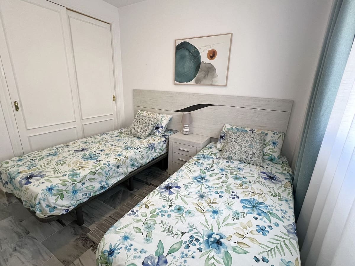 Apartamento de 2 habitaciones en Riviera del Sol en venta - 289.000 € (Ref: 10004922)