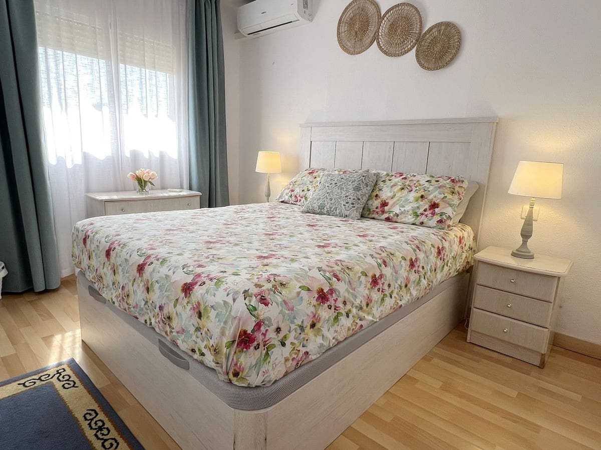 Apartamento de 2 habitaciones en Riviera del Sol en venta - 289.000 € (Ref: 10004922)