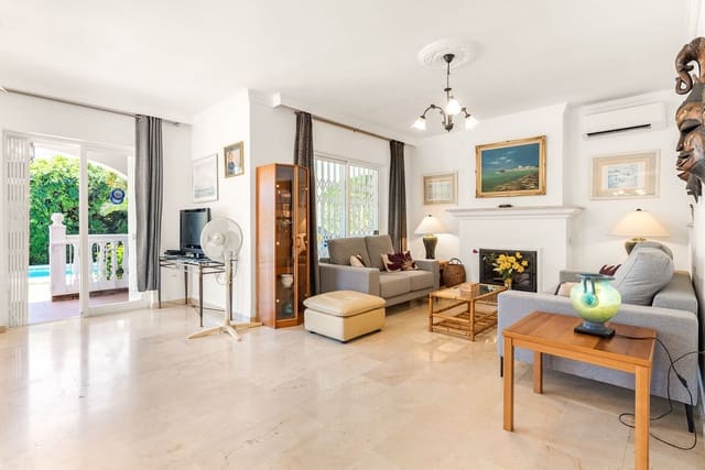 5 soveværelse Villa til salg i Calahonda, Mijas med swimmingpool garage - € 1.350.000 (Ref: 10006079)