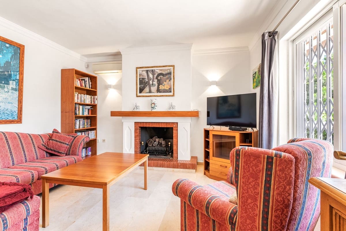 5 soveværelse Villa til salg i Calahonda med swimmingpool garage - € 1.350.000 (Ref: 10006079)