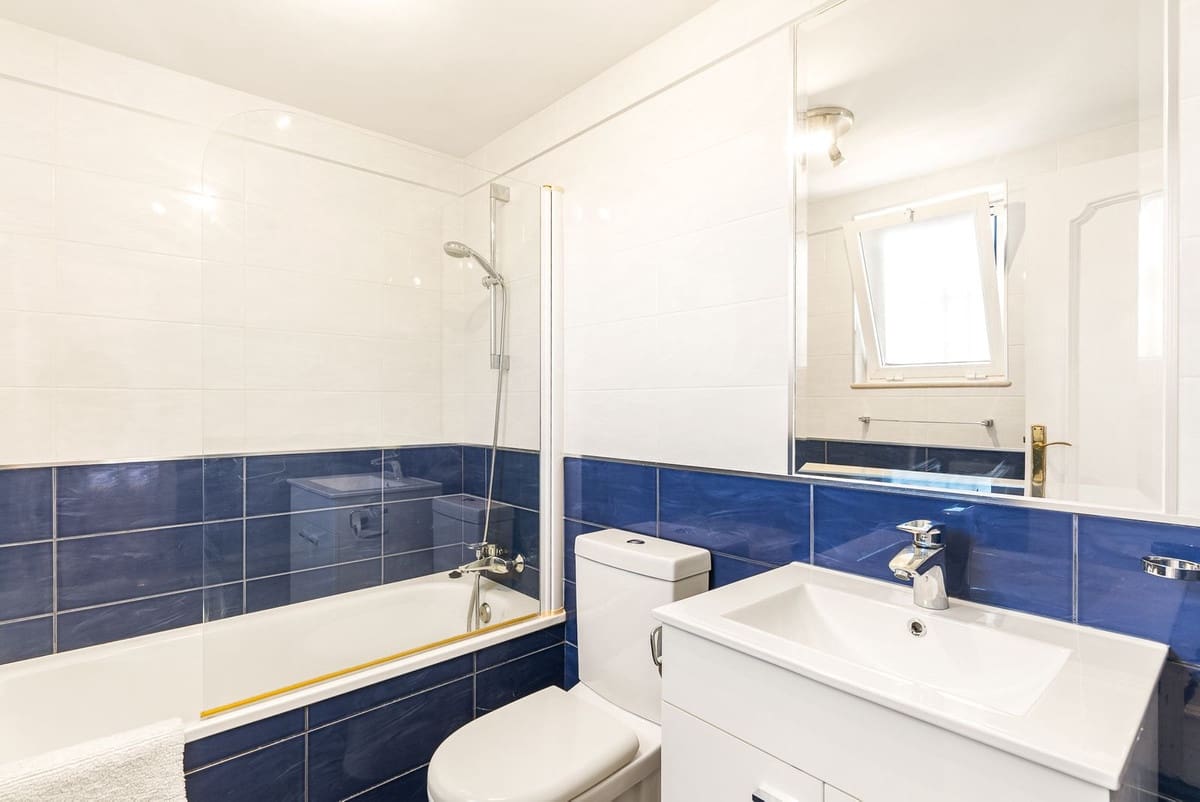 5 soveværelse Villa til salg i Calahonda med swimmingpool garage - € 1.350.000 (Ref: 10006079)