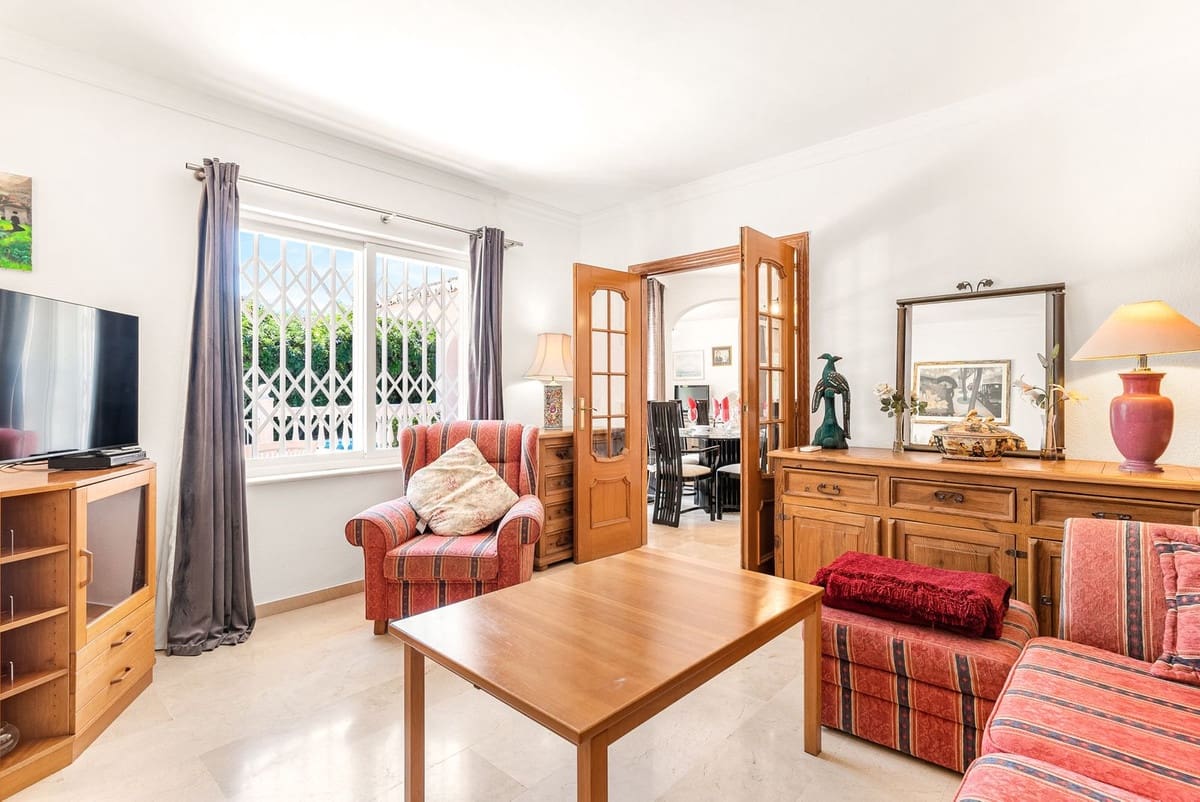 5 soveværelse Villa til salg i Calahonda med swimmingpool garage - € 1.350.000 (Ref: 10006079)