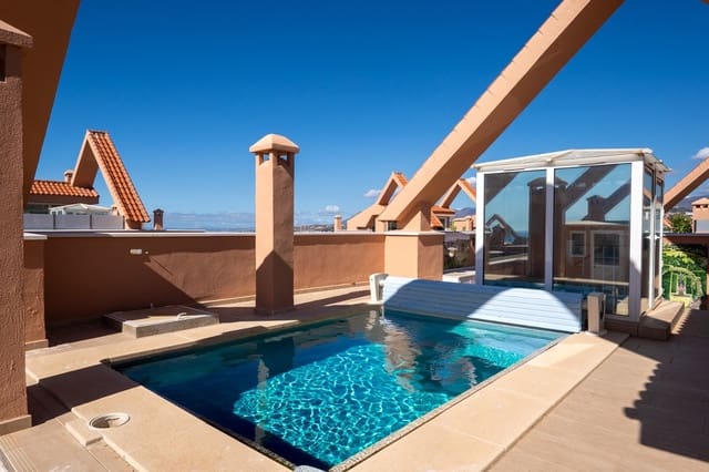 3 sypialnia Apartament na sprzedaż w Nueva Andalucia, Marbella z basenem - 1 750 000 € (Ref: 10007581)