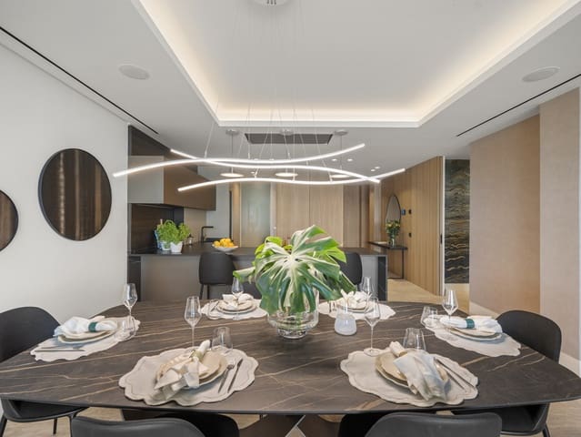 2 sypialnia Apartament na sprzedaż w Estepona z basenem garażem - 2 350 000 € (Ref: 10008038)