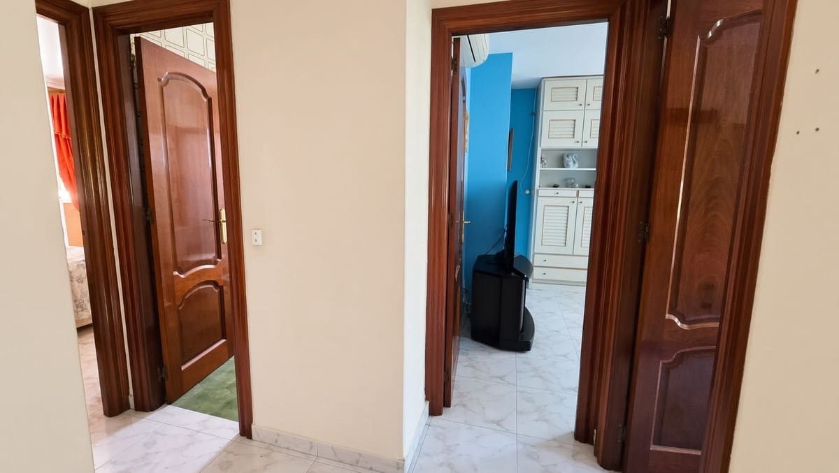 Apartamento de 3 habitaciones en Marbella en venta - 382.000 € (Ref: 10009673)