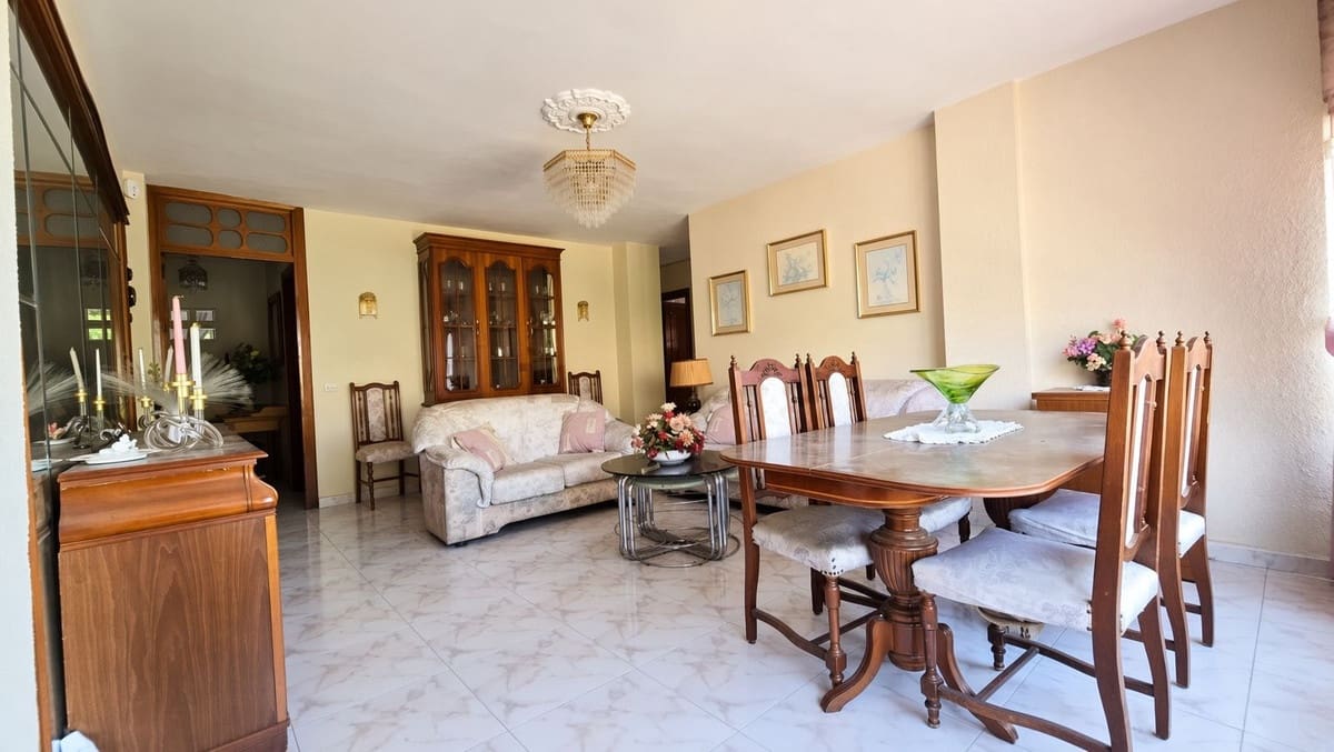 Apartamento de 3 habitaciones en Marbella en venta - 382.000 € (Ref: 10009673)