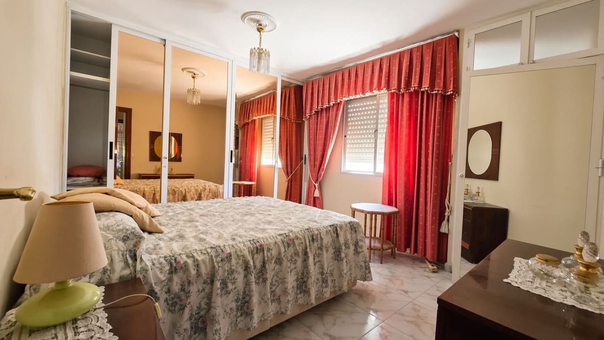 Apartamento de 3 habitaciones en Marbella en venta - 382.000 € (Ref: 10009673)