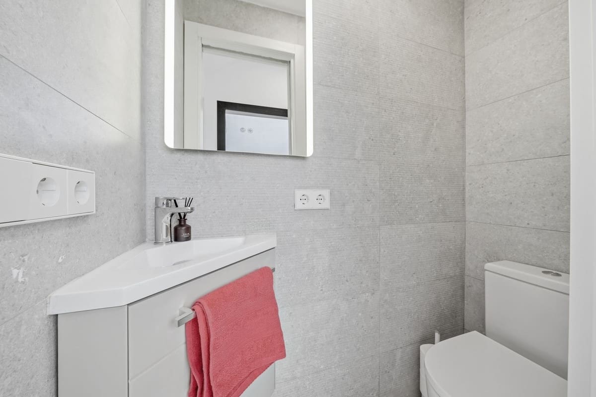 4 soveværelse Byhus til salg i Estepona - € 1.995.000 (Ref: 10009676)