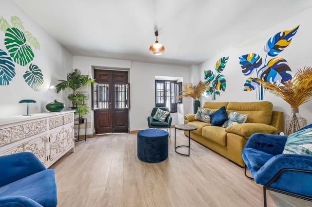 4 soveværelse Byhus til salg i Estepona - € 1.995.000 (Ref: 10009676)