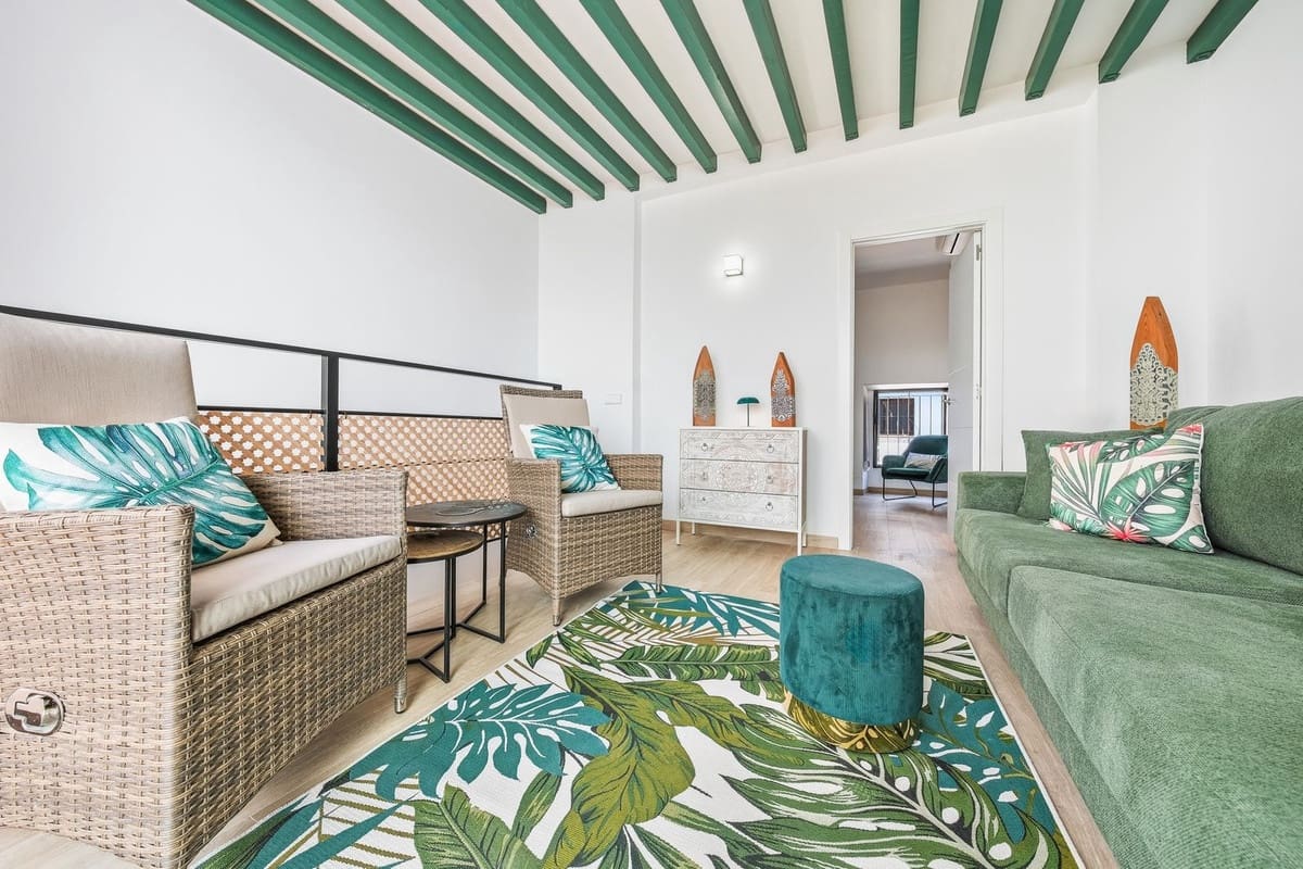 4 soveværelse Byhus til salg i Estepona - € 1.995.000 (Ref: 10009676)