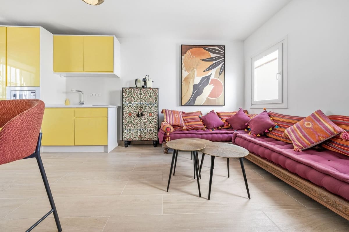 4 soveværelse Byhus til salg i Estepona - € 1.995.000 (Ref: 10009676)