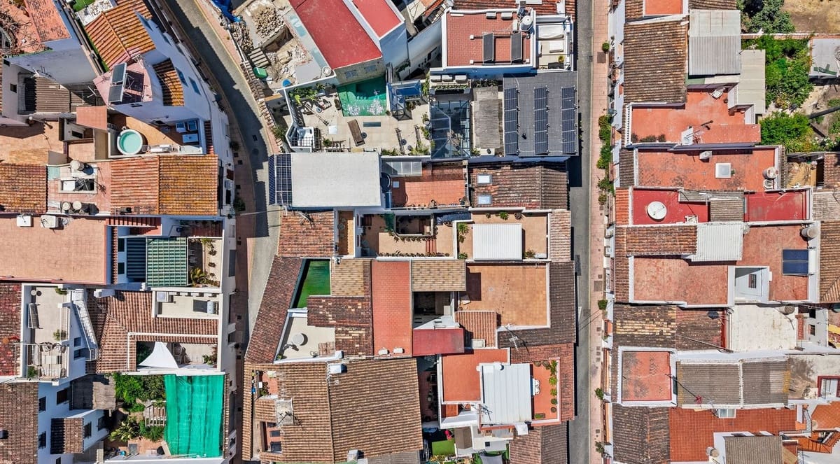 4 soveværelse Byhus til salg i Estepona - € 1.995.000 (Ref: 10009676)