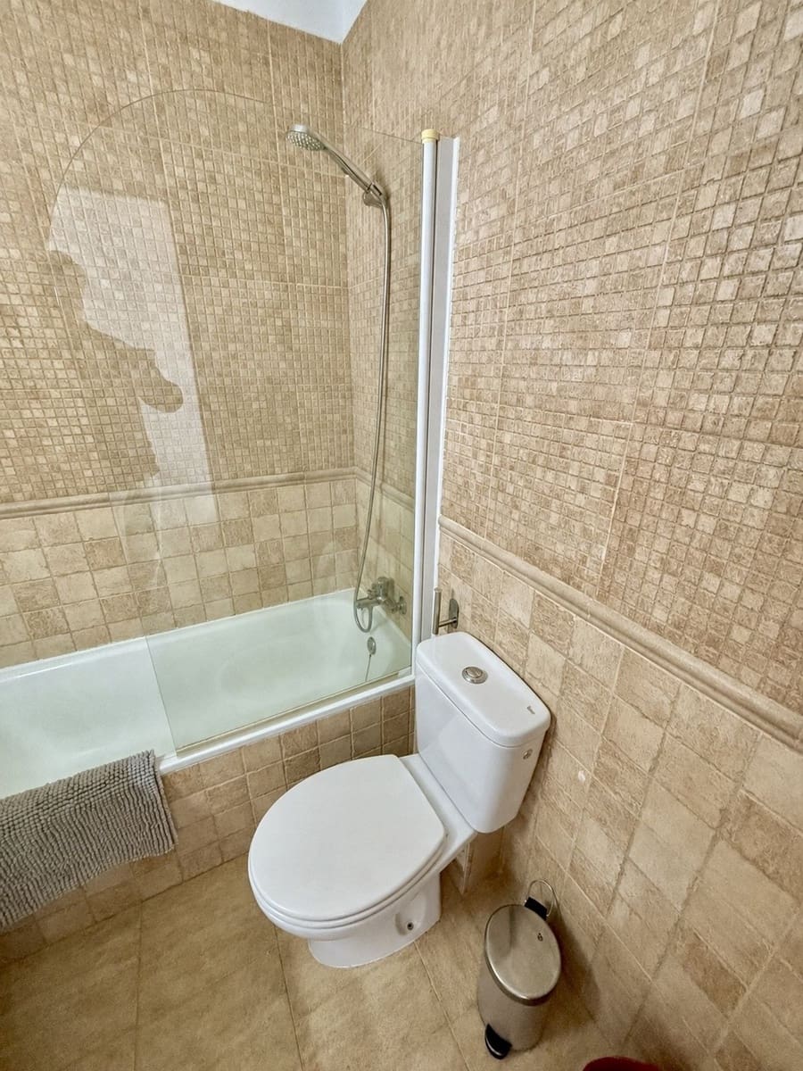 1 sypialnia Apartament na sprzedaż w Calahonda z basenem - 265 000 € (Ref: 10009678)