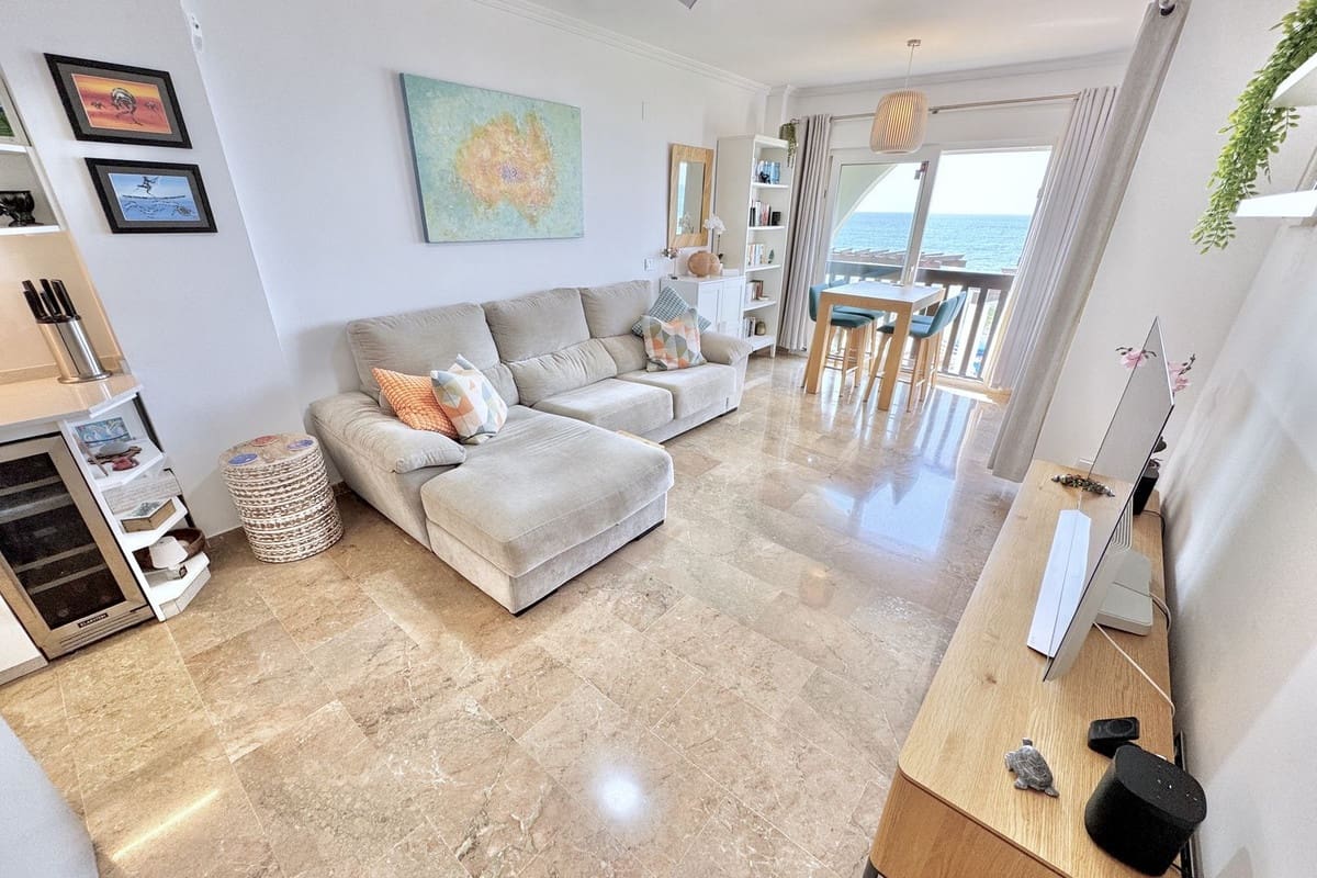 Apartamento de 2 habitaciones en Calahonda en venta con piscina - 695.000 € (Ref: 10010077)