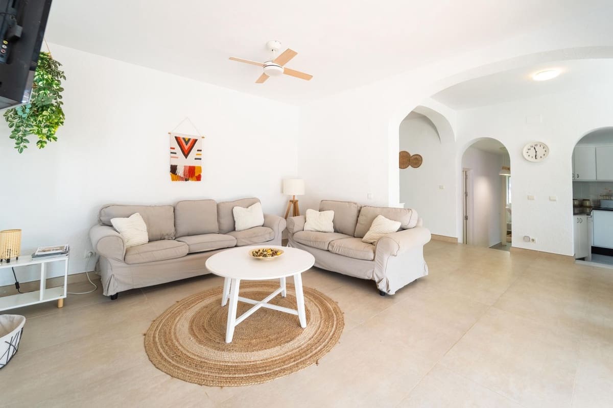 Chalet de 3 habitaciones en Calahonda en venta con piscina garaje - 1.150.000 € (Ref: 10010078)
