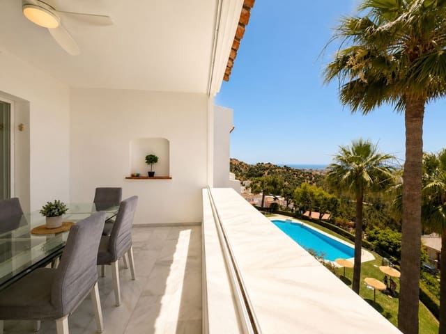 Apartamento de 3 habitaciones en Calahonda, Mijas en venta con piscina - 850.000 € (Ref: 10010079)