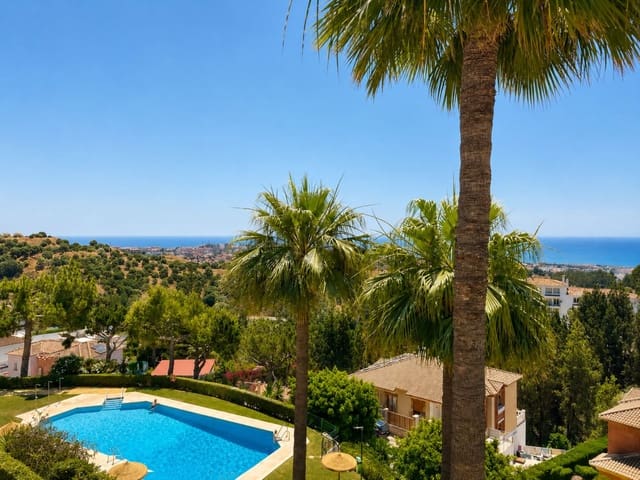 Apartamento de 3 habitaciones en Calahonda, Mijas en venta con piscina - 850.000 € (Ref: 10010079)
