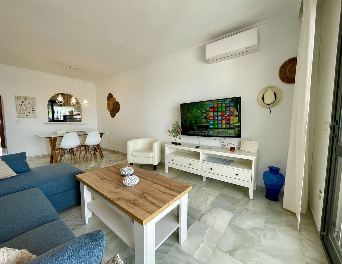 2 bedroom Bungalow for sale in Calahonda with pool - € 760,000 (Ref: 10010080)