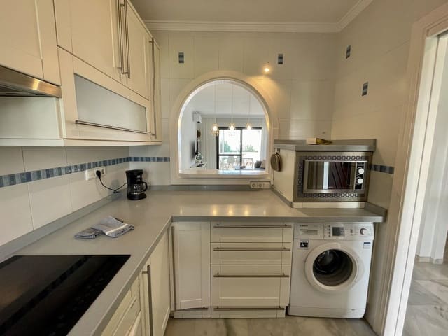 2 bedroom Bungalow for sale in Calahonda, Mijas with pool - € 760,000 (Ref: 10010080)