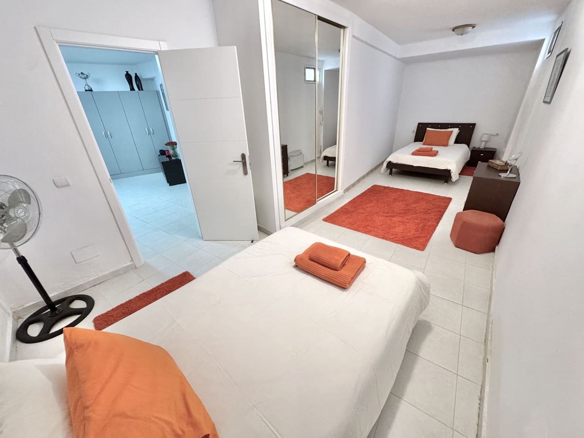 Chalet de 5 habitaciones en Calahonda en venta con piscina - 1.100.000 € (Ref: 10010081)