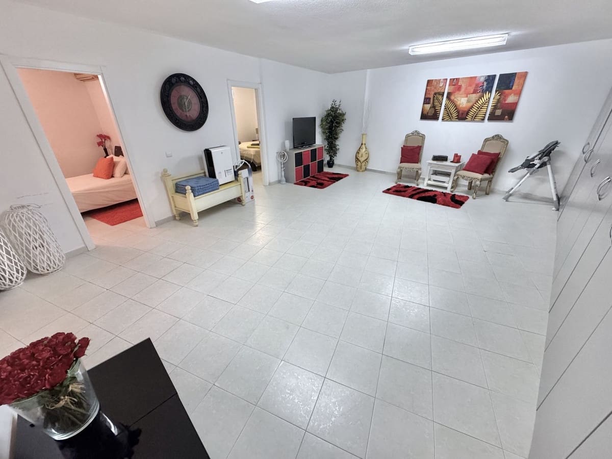 Chalet de 5 habitaciones en Calahonda en venta con piscina - 1.100.000 € (Ref: 10010081)