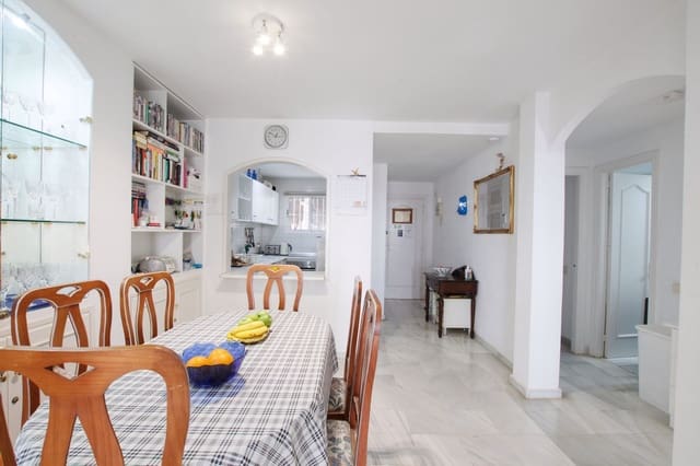 Apartamento de 2 habitaciones en Calahonda, Mijas en venta con piscina - 585.000 € (Ref: 10010082)