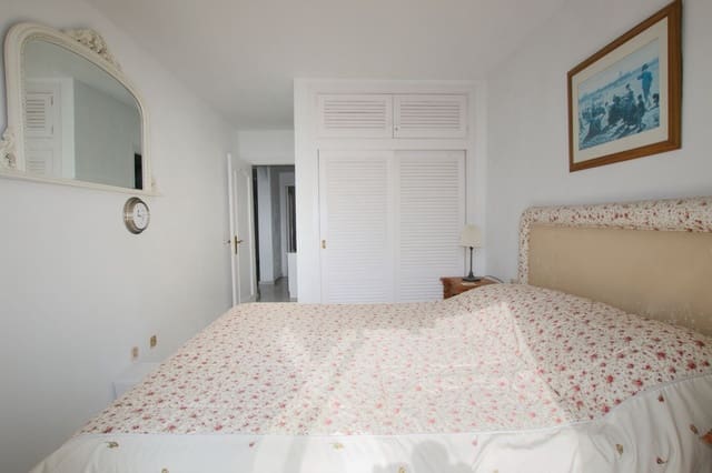 Apartamento de 2 habitaciones en Calahonda, Mijas en venta con piscina - 585.000 € (Ref: 10010082)