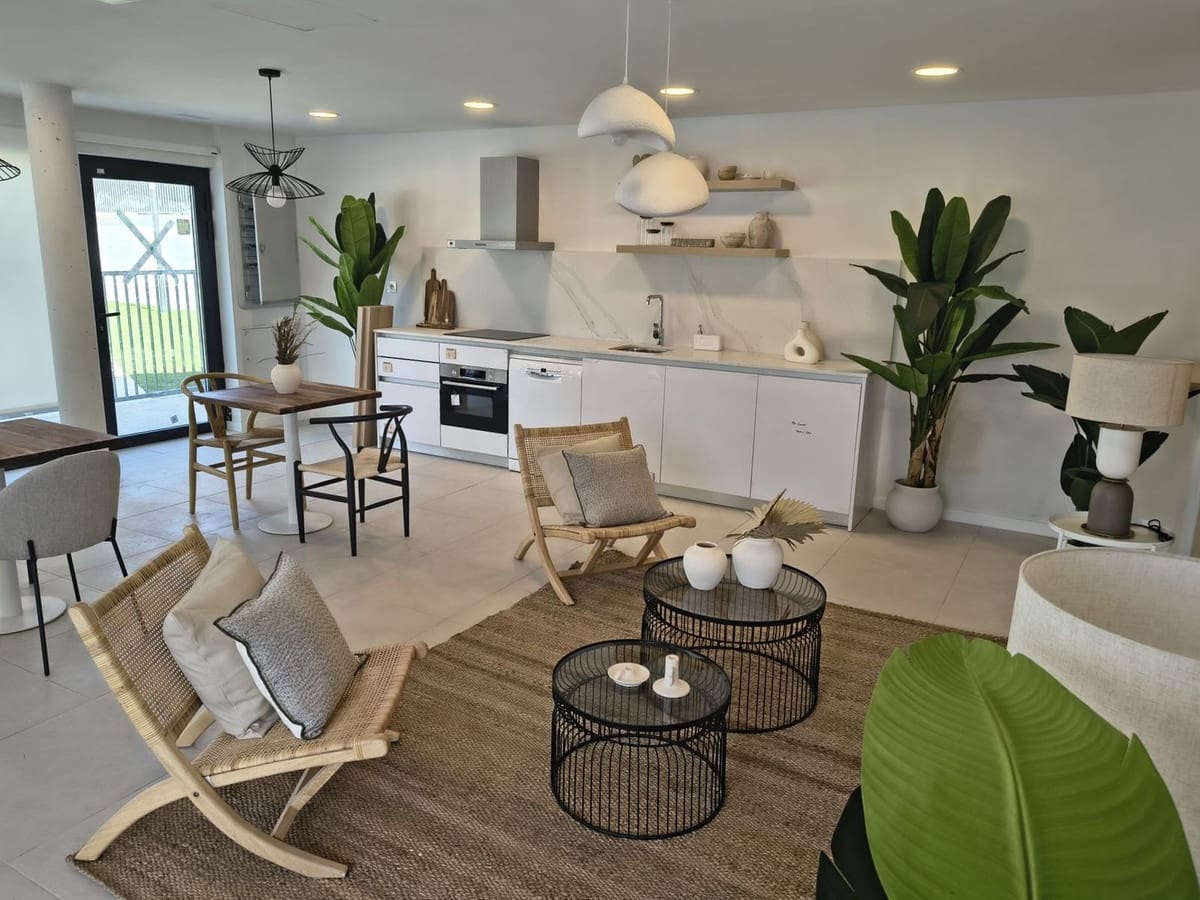3 camera da letto Appartamento in vendita in El Faro con piscina - 795.000 € (Rif: 10015916)