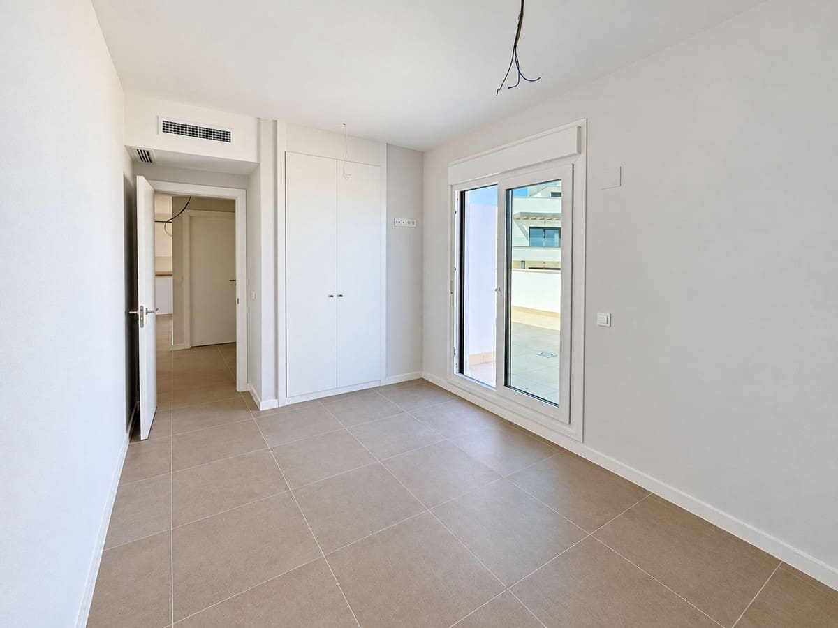 3 bedroom Apartment for sale in El Faro with pool garage - € 775,000 (Ref: 10015916)
