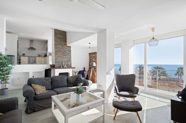 3 bedroom Villa for sale in El Faro, Mijas with pool - € 990,000 (Ref: 10015917)