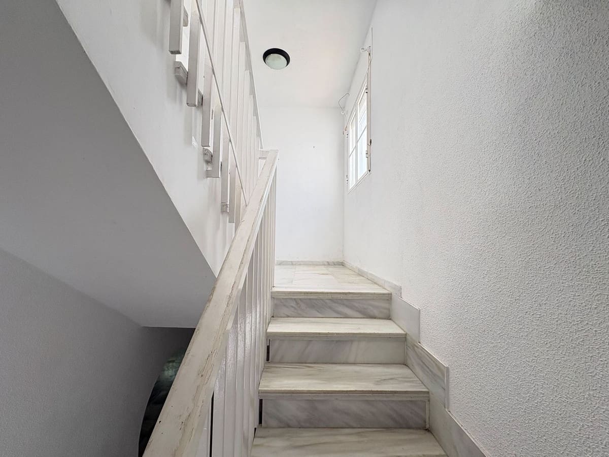 4 bedroom Townhouse for sale in Riviera del Sol with pool - € 399,950 (Ref: 10016840)