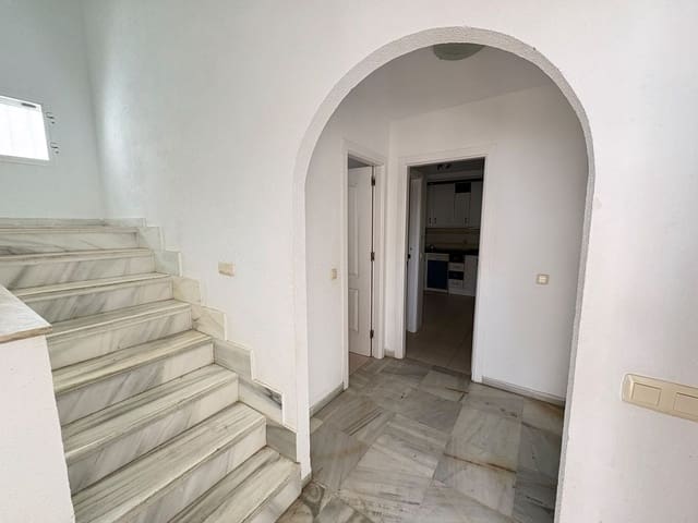 4 sovrum Hus till salu i Riviera del Sol, Mijas med pool - 399 950 € (Ref: 10016840)