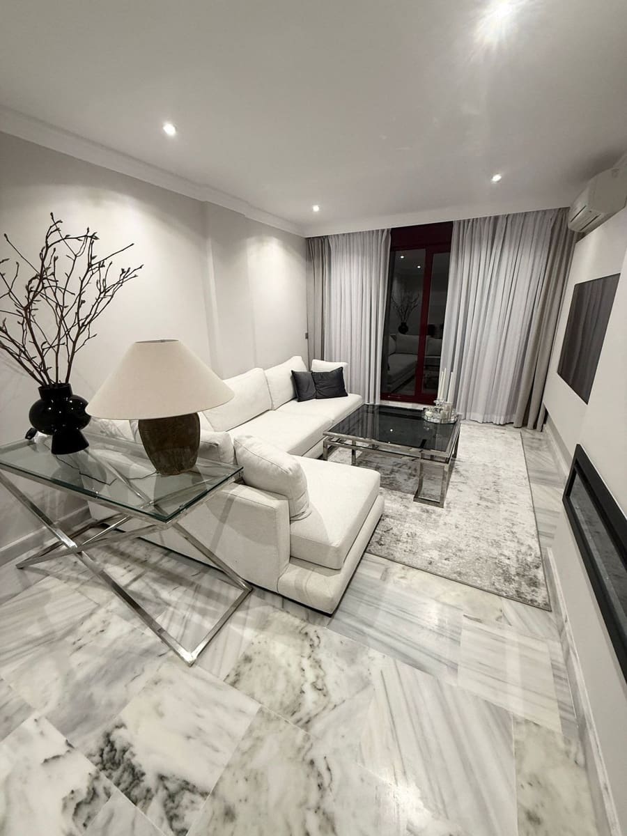 1 bedroom Apartment for sale in New Golden Mile with pool - € 286,000 (Ref: 10016843)