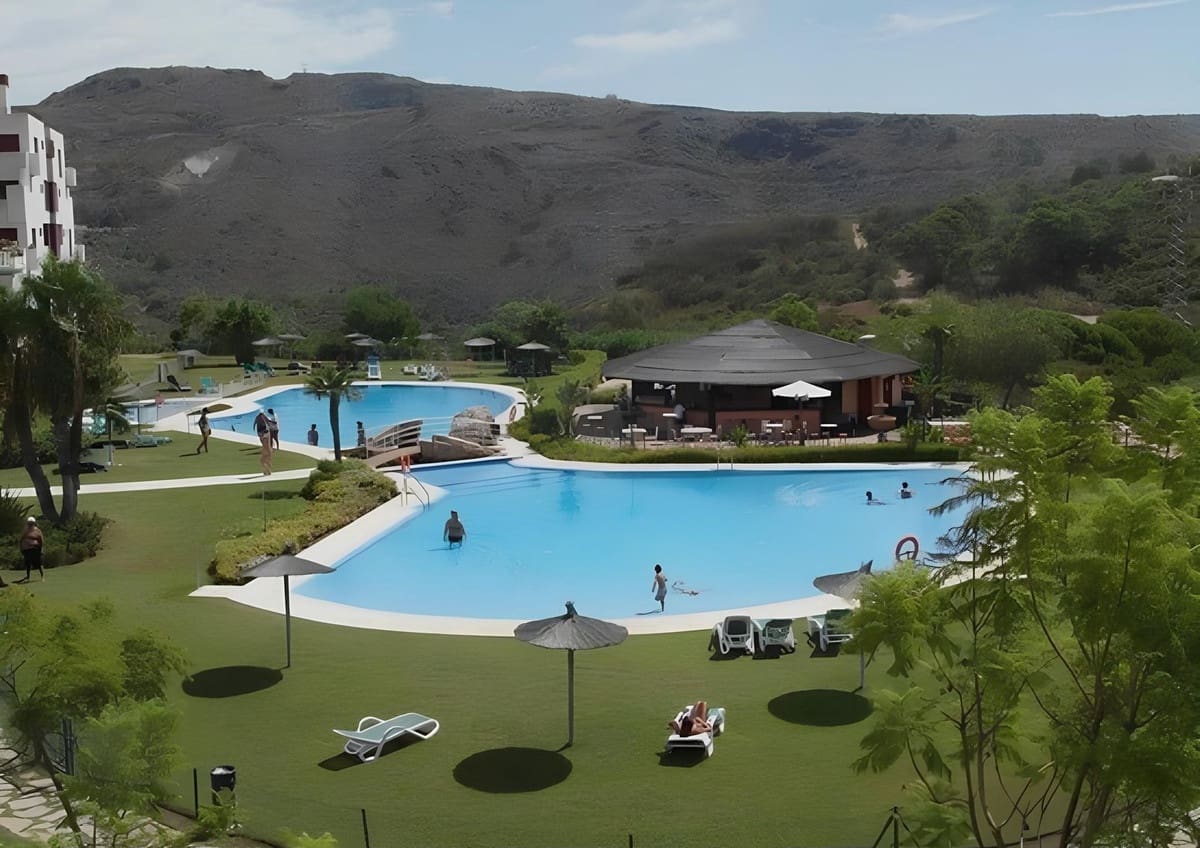1 bedroom Apartment for sale in New Golden Mile with pool - € 286,000 (Ref: 10016843)