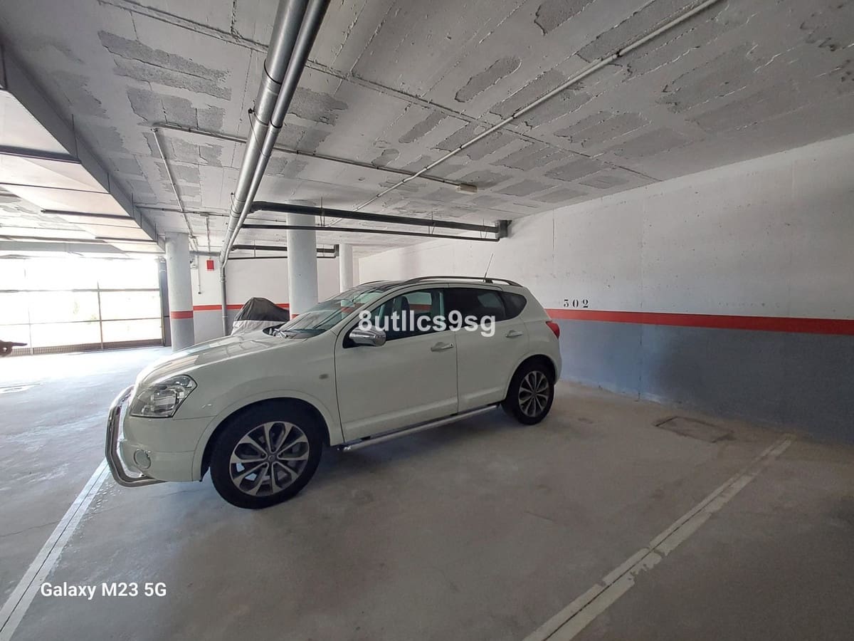 2 sovrum Lägenhet till salu i Benahavis med pool - 675 000 € (Ref: 10016844)