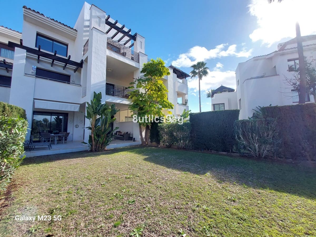 2 sovrum Lägenhet till salu i Benahavis med pool - 675 000 € (Ref: 10016844)