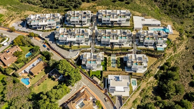 5 camera da letto Villetta Bifamiliare in vendita in Río Real, Marbella con piscina - 1.950.000 € (Rif: 10016845)