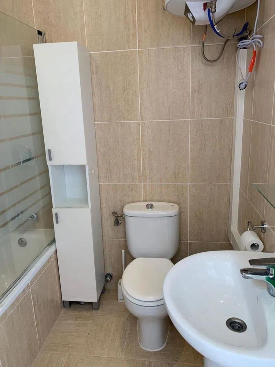 Apartamento de 2 habitaciones en Calahonda en venta con piscina - 295.000 € (Ref: 10016846)