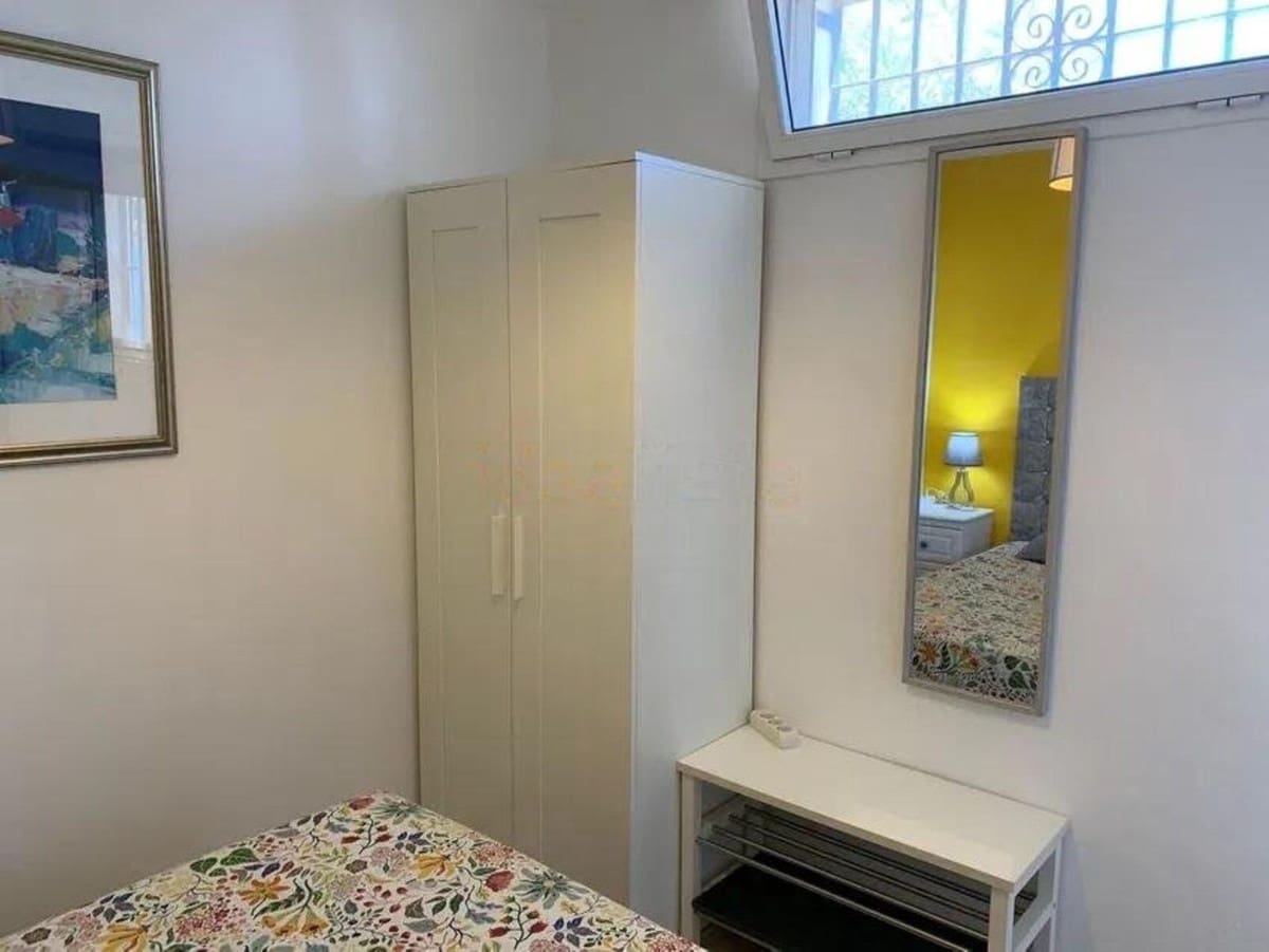 Apartamento de 2 habitaciones en Calahonda en venta con piscina - 295.000 € (Ref: 10016846)