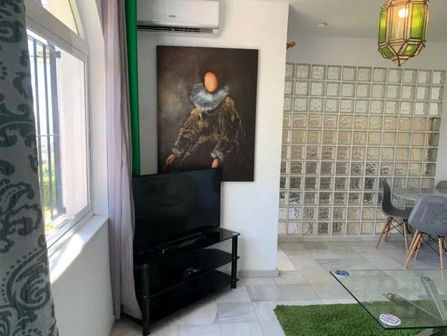 Apartamento de 2 habitaciones en Calahonda, Mijas en venta con piscina - 295.000 € (Ref: 10016846)
