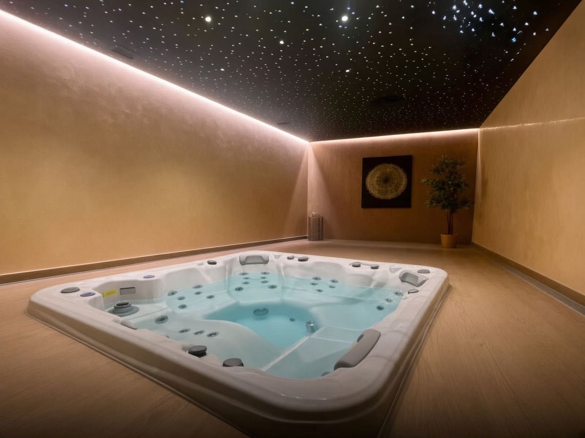 2 quarto Apartamento para venda em La Duquesa / Puerto de la Duquesa com piscina garagem - 635 000 € (Ref: 10016847)