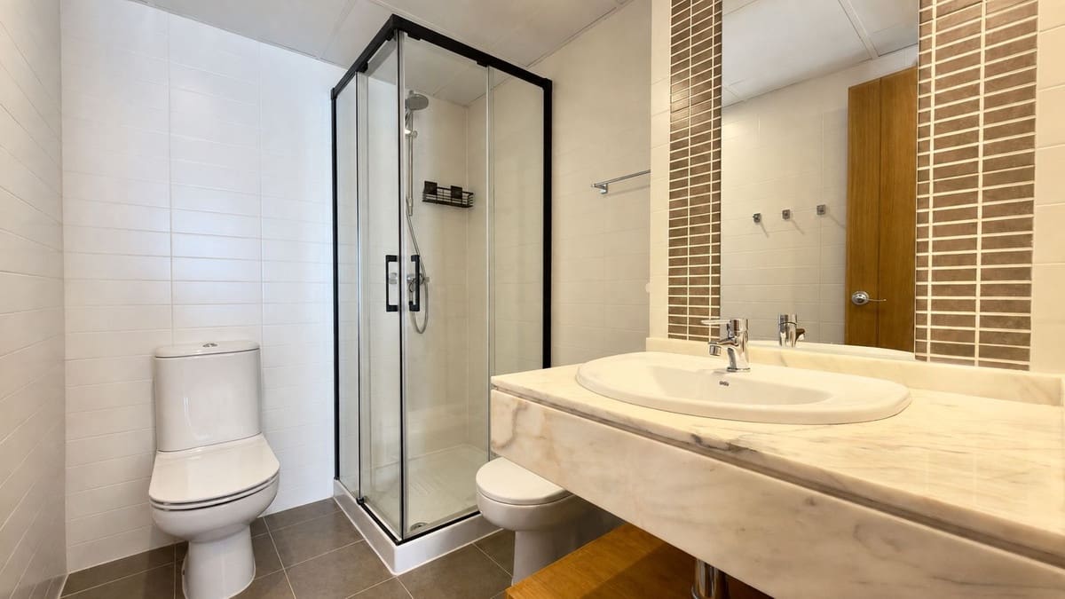 2 quarto Apartamento para venda em New Golden Mile com piscina - 375 000 € (Ref: 10016848)